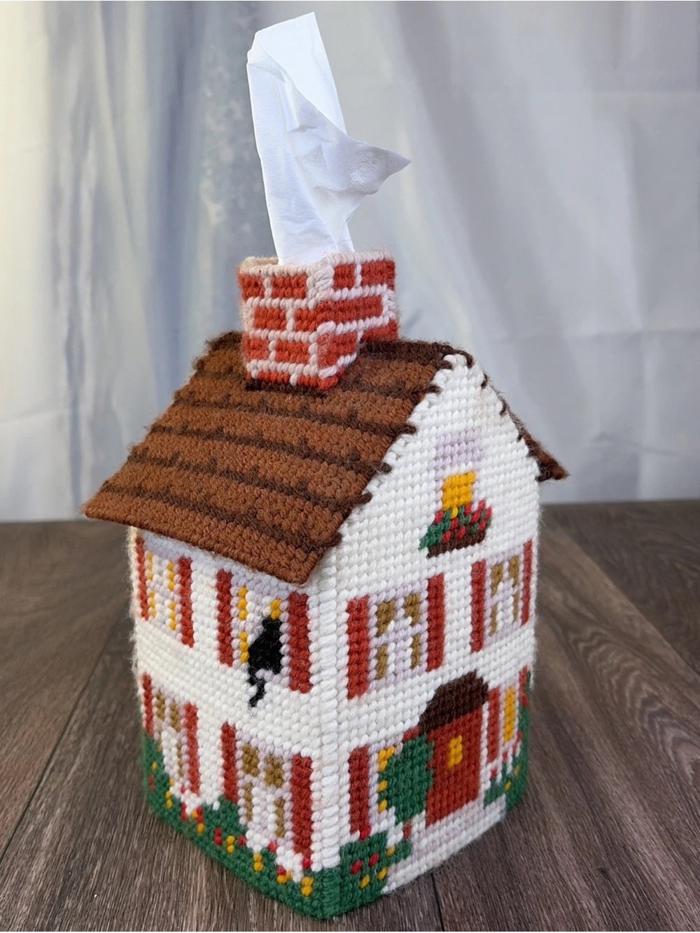 VTG Yarn Needlepoint Tissue Box Cover Cottage House Plastic Canvas Cat in Window